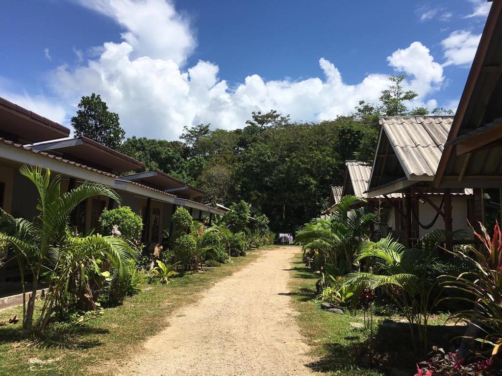 Klong Khong Garden Hotell Ko Lanta Exteriör bild