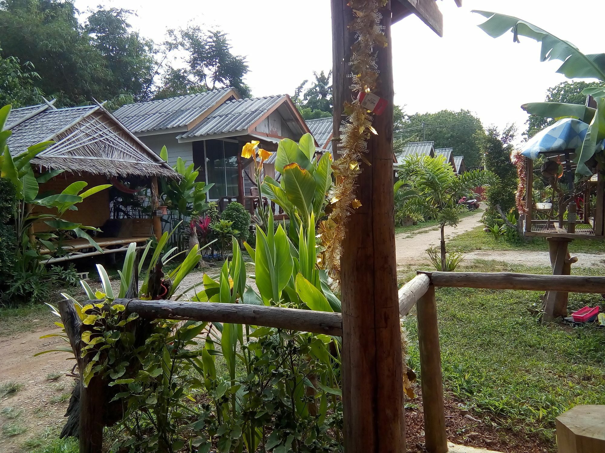 Klong Khong Garden Hotell Ko Lanta Exteriör bild