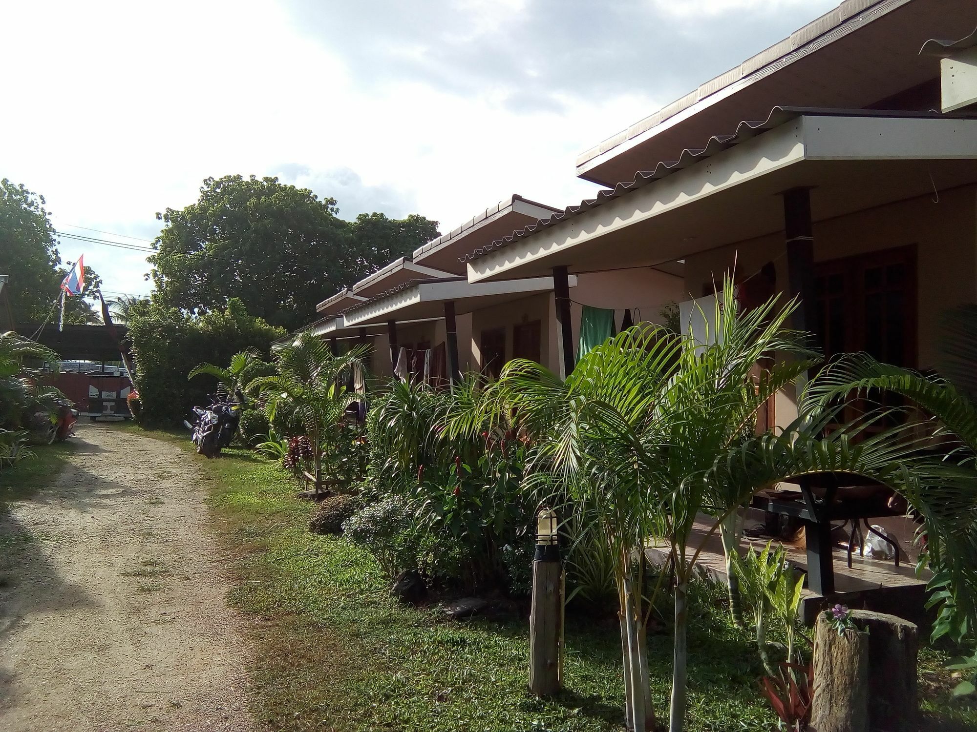 Klong Khong Garden Hotell Ko Lanta Exteriör bild